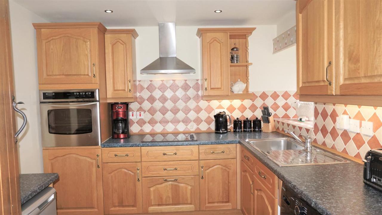 Sheep Dip Cottage - 5* Cyfie Farm, With Log Burner And Private Hot Tub Llanfyllin エクステリア 写真